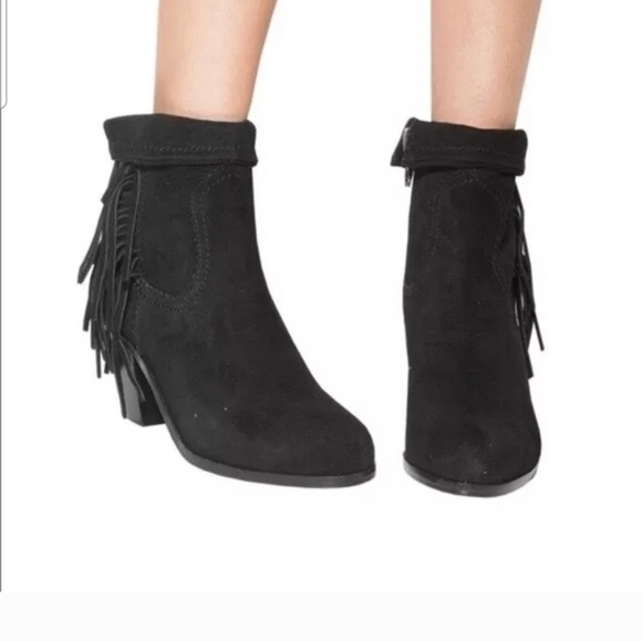 SAM EDELMAN Suede Louie Fringe Ankle Zip Booties. Black. Size 8 - Picture 2 of 15